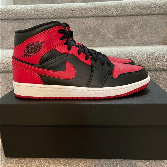 Jordan Other - New jordan 1 mid “banned” mens shoes
